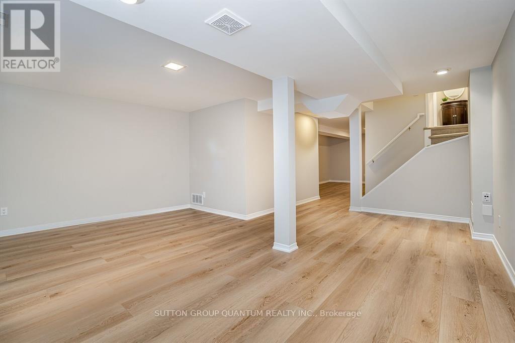 215 Roxton Road, Oakville, Ontario  L6H 6M9 - Photo 44 - W12368928