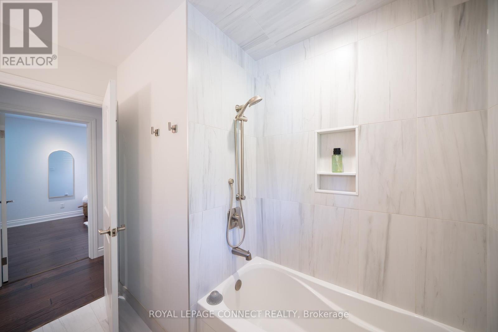 338 Sawyer Road, Oakville, Ontario  L6L 3N7 - Photo 20 - W12368956