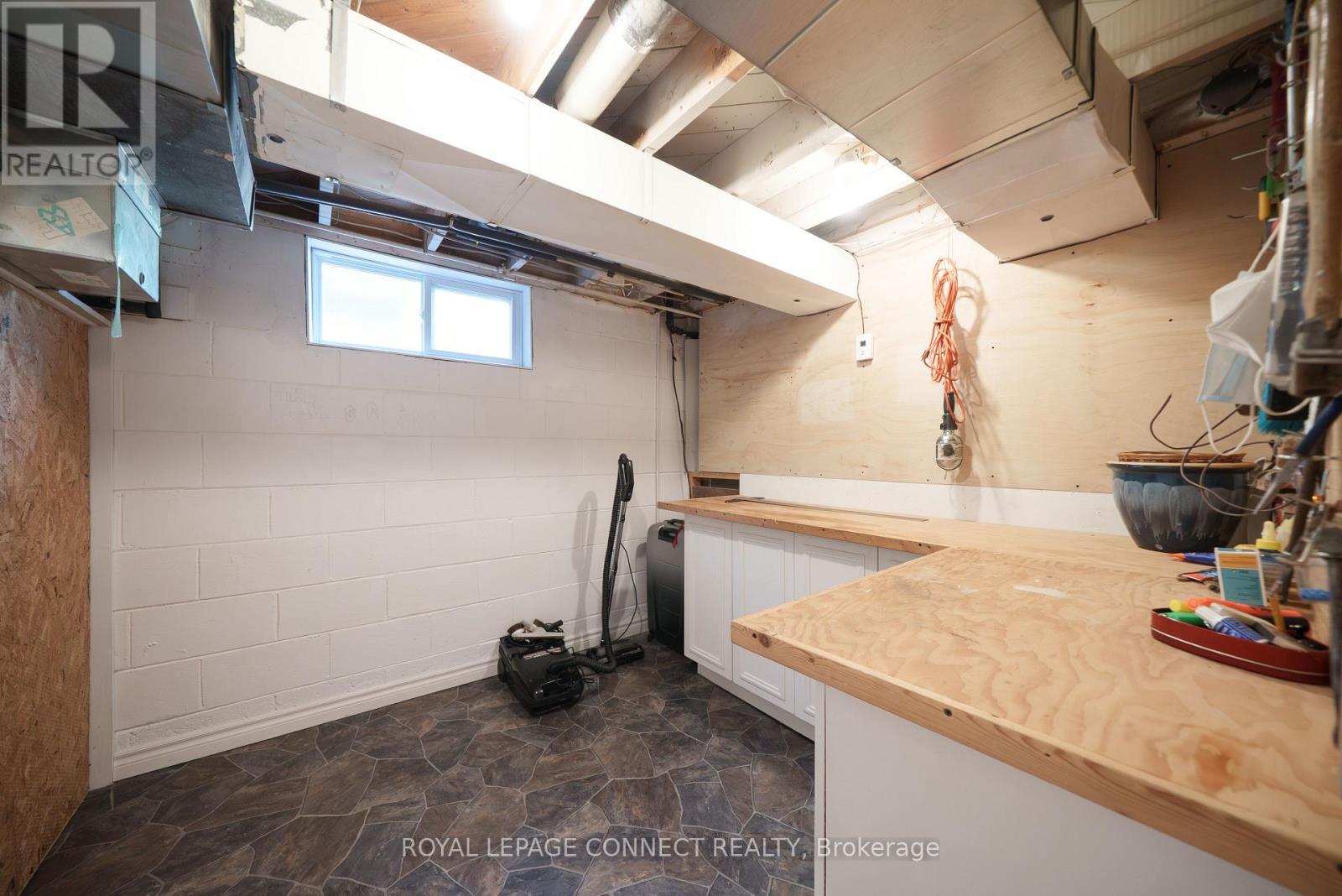 338 Sawyer Road, Oakville, Ontario  L6L 3N7 - Photo 32 - W12368956