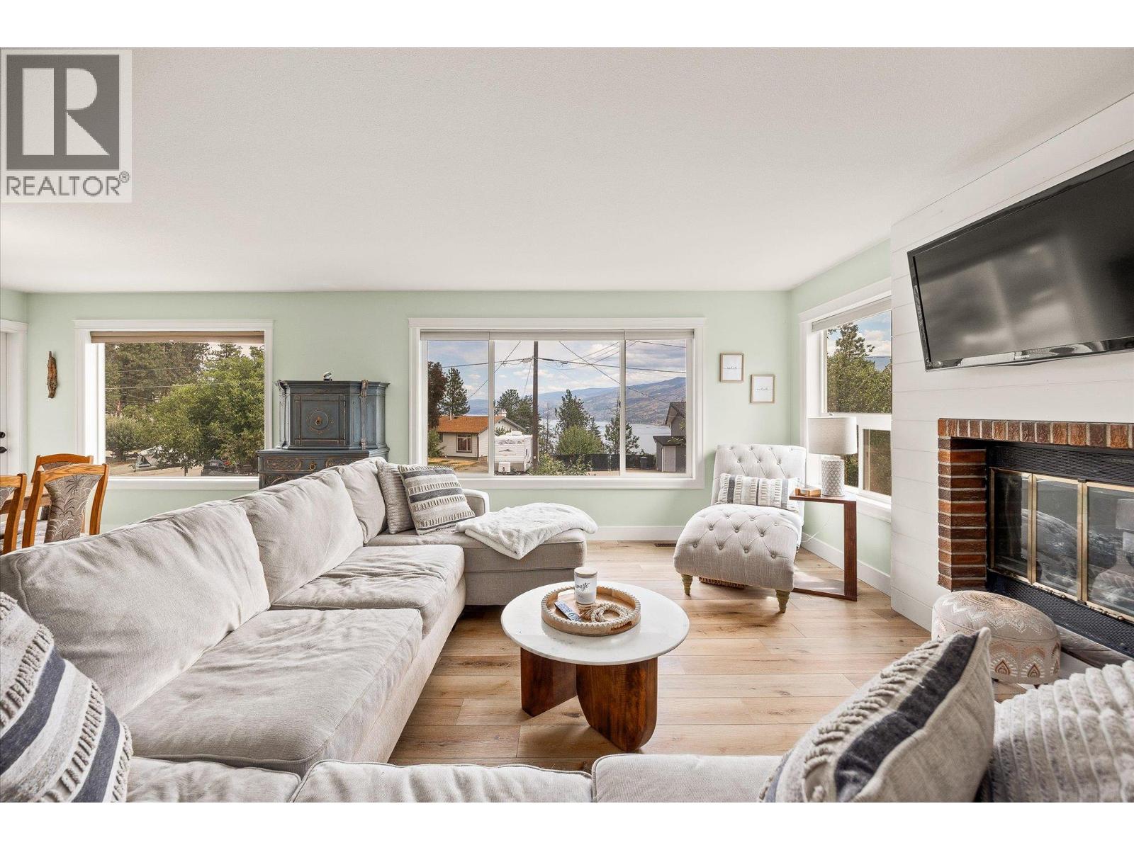 5749 Mackenzie Road, Peachland, British Columbia  V0H 1X4 - Photo 7 - 10361023