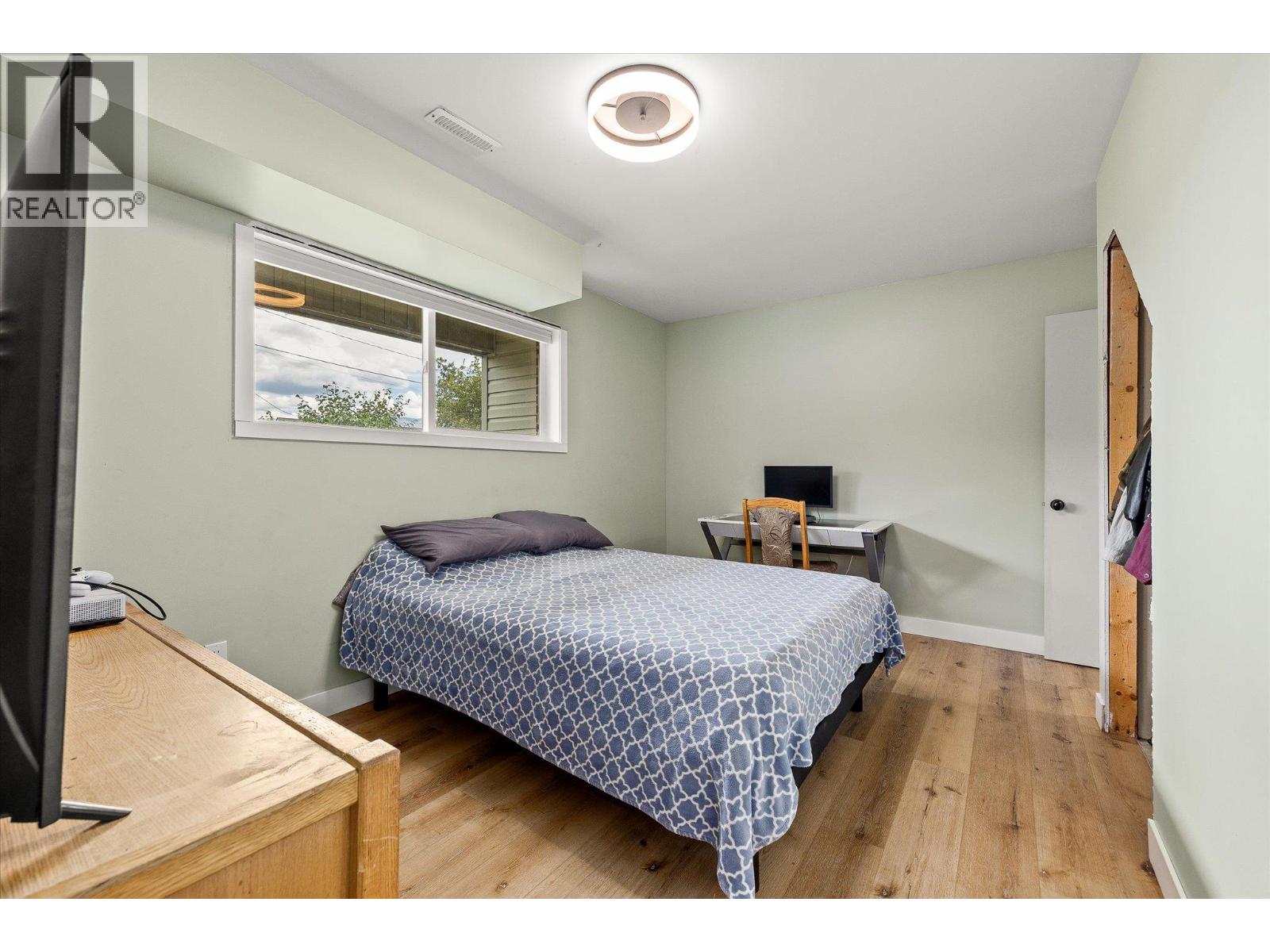 5749 Mackenzie Road, Peachland, British Columbia  V0H 1X4 - Photo 37 - 10361023