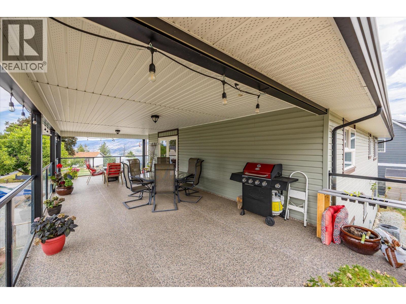 5749 Mackenzie Road, Peachland, British Columbia  V0H 1X4 - Photo 22 - 10361023