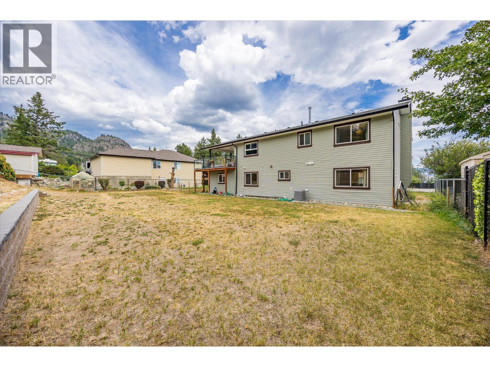 5749 Mackenzie Road, Peachland, British Columbia  V0H 1X4 - Photo 46 - 10361023
