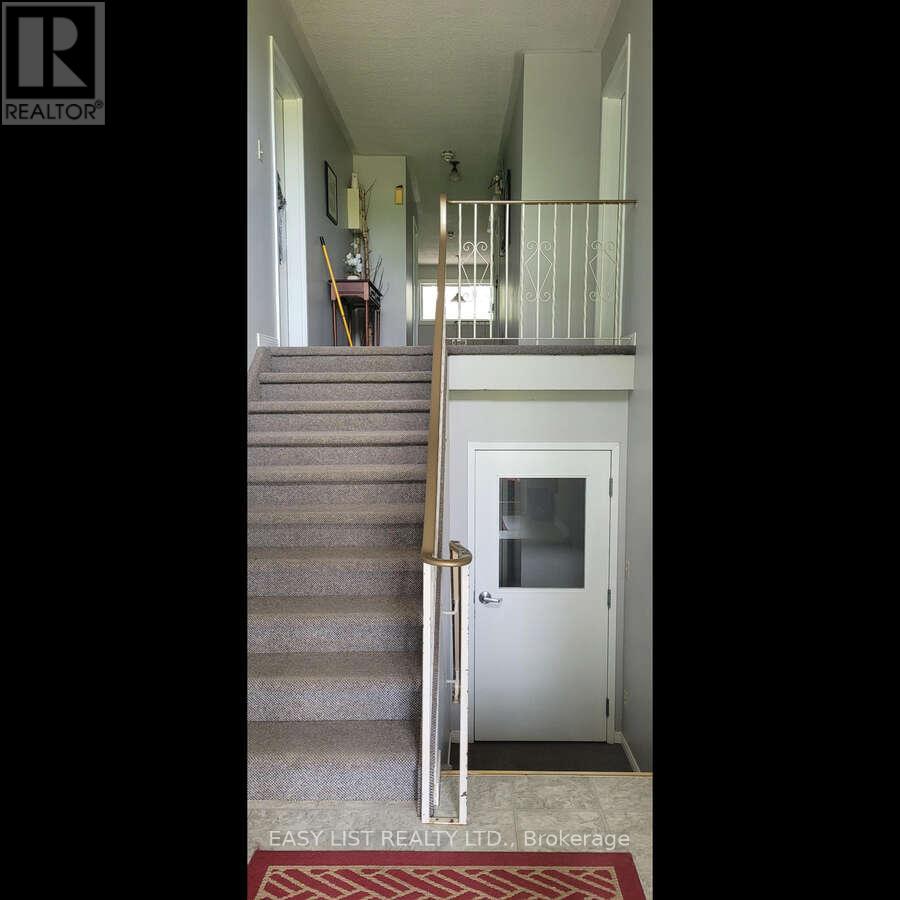 520 Main Street, Melancthon, Ontario  L0N 1S6 - Photo 10 - X12368943