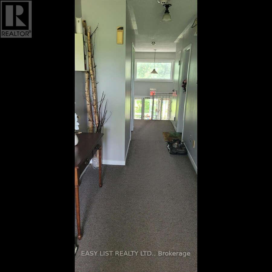 520 Main Street, Melancthon, Ontario  L0N 1S6 - Photo 12 - X12368943