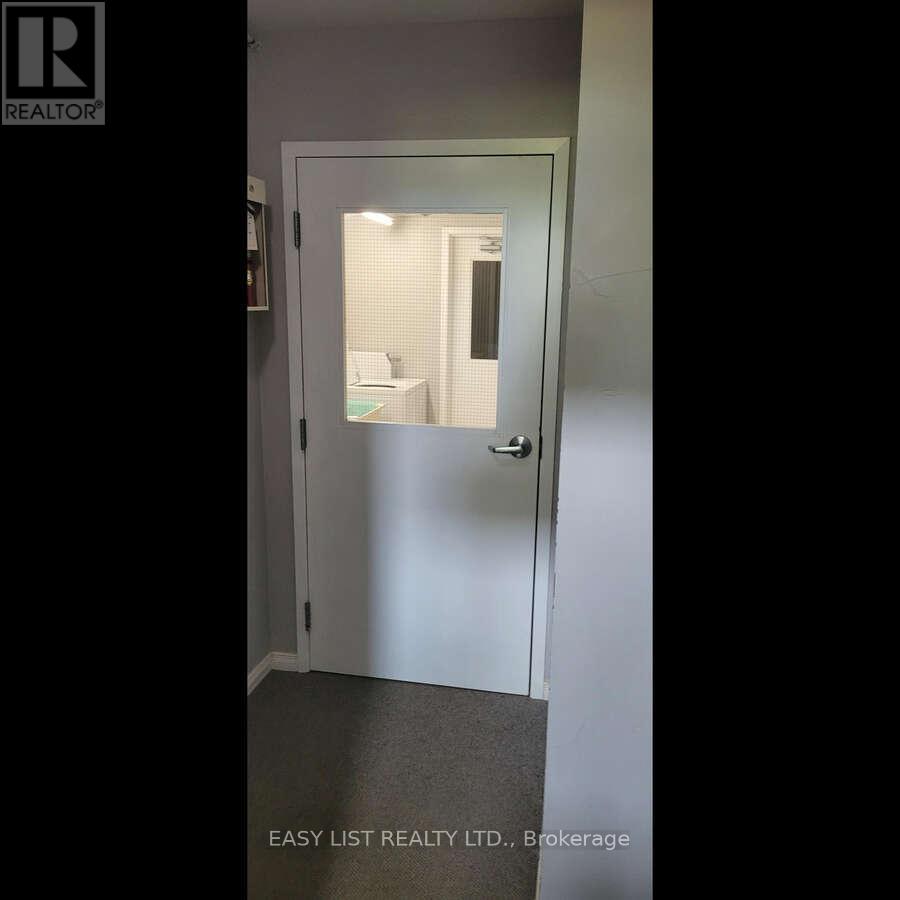 520 Main Street, Melancthon, Ontario  L0N 1S6 - Photo 15 - X12368943