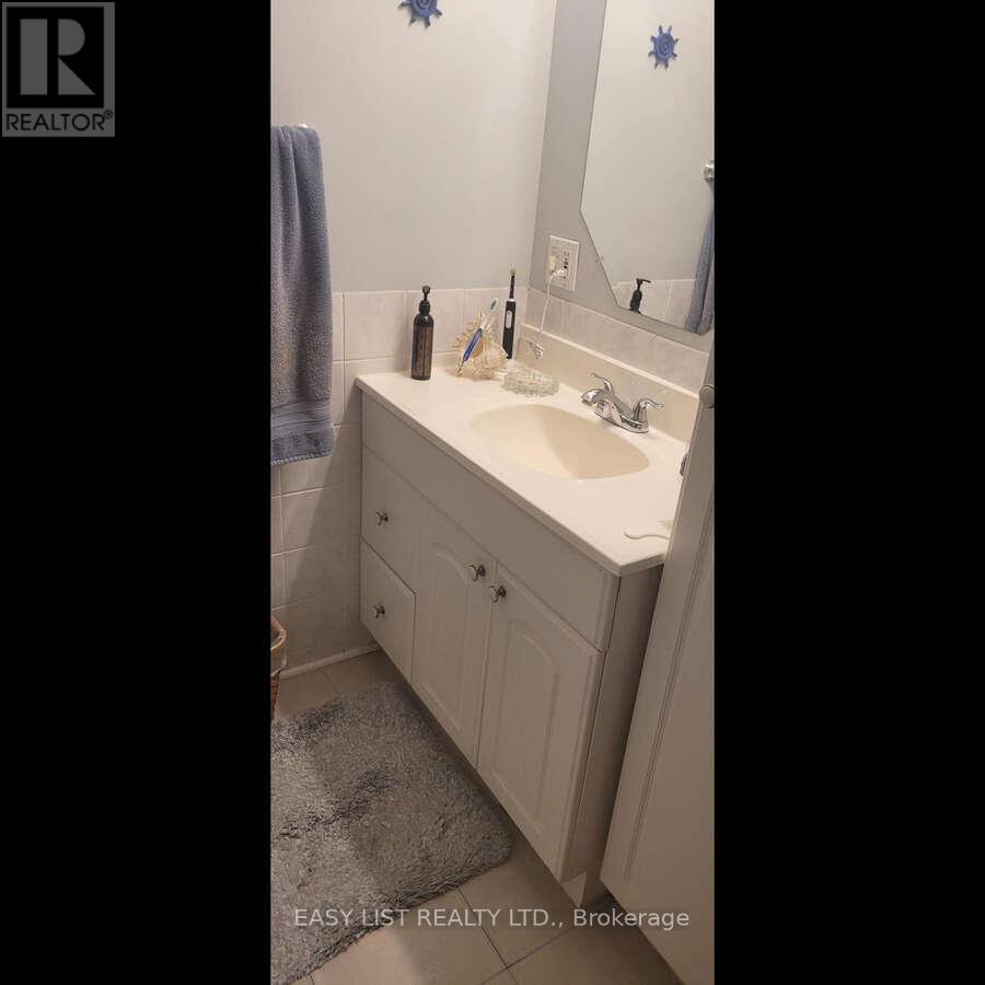 520 Main Street, Melancthon, Ontario  L0N 1S6 - Photo 21 - X12368943