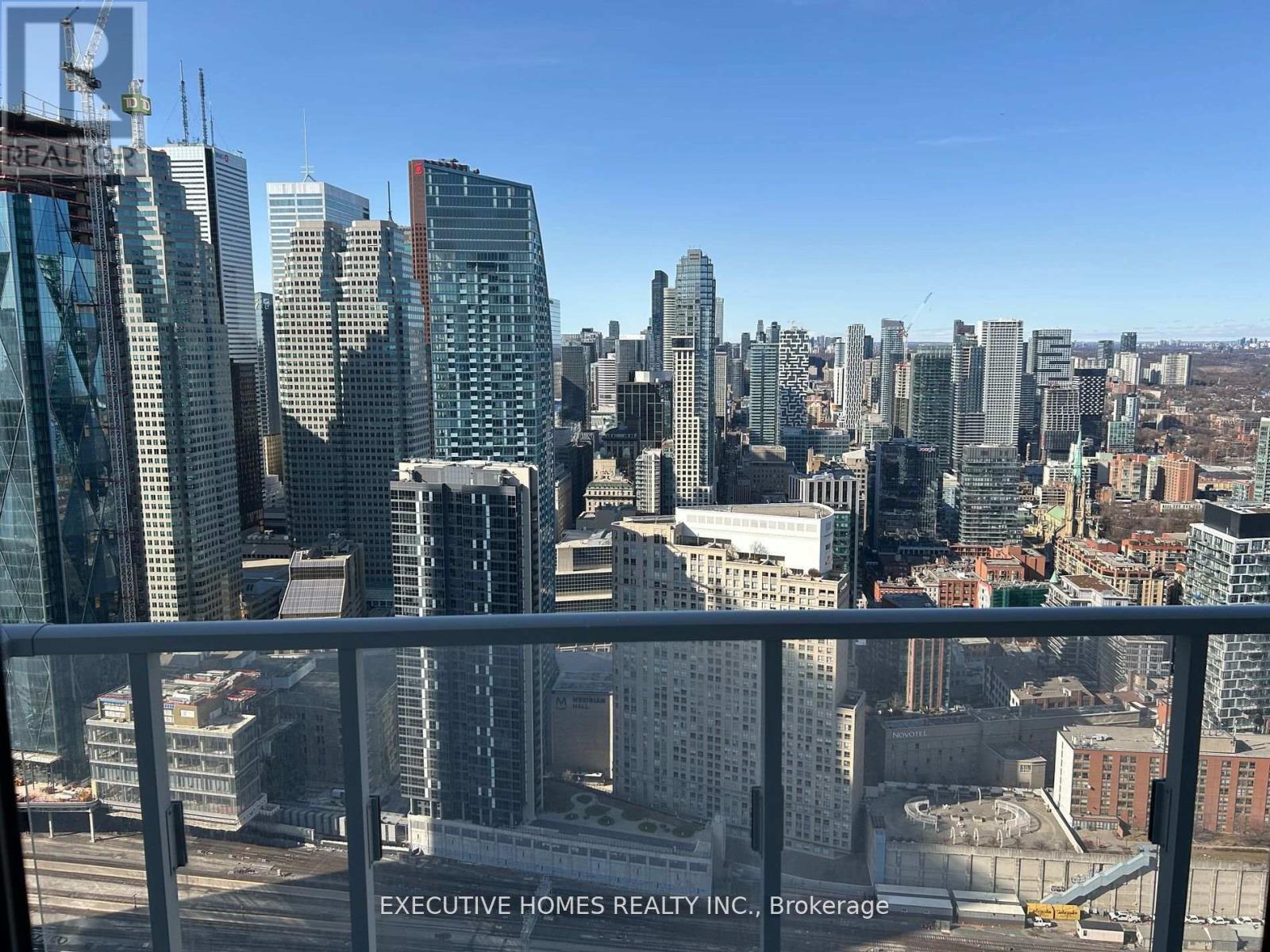 4806 - 28 Freeland Street, Toronto, Ontario  M5E 0E3 - Photo 2 - C12369004