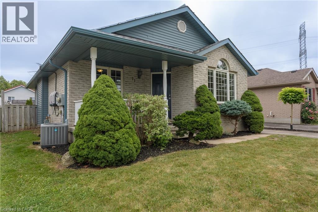 11 Goldenrod Court, St. Thomas, Ontario  N5P 4M7 - Photo 3 - 40742689