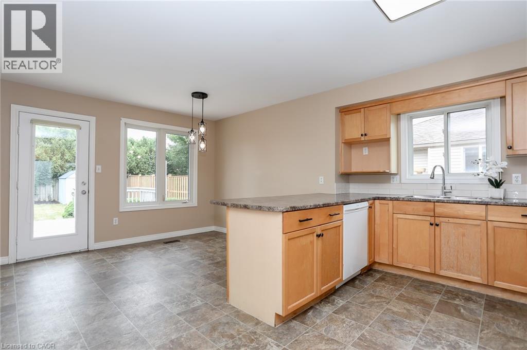11 Goldenrod Court, St. Thomas, Ontario  N5P 4M7 - Photo 7 - 40742689