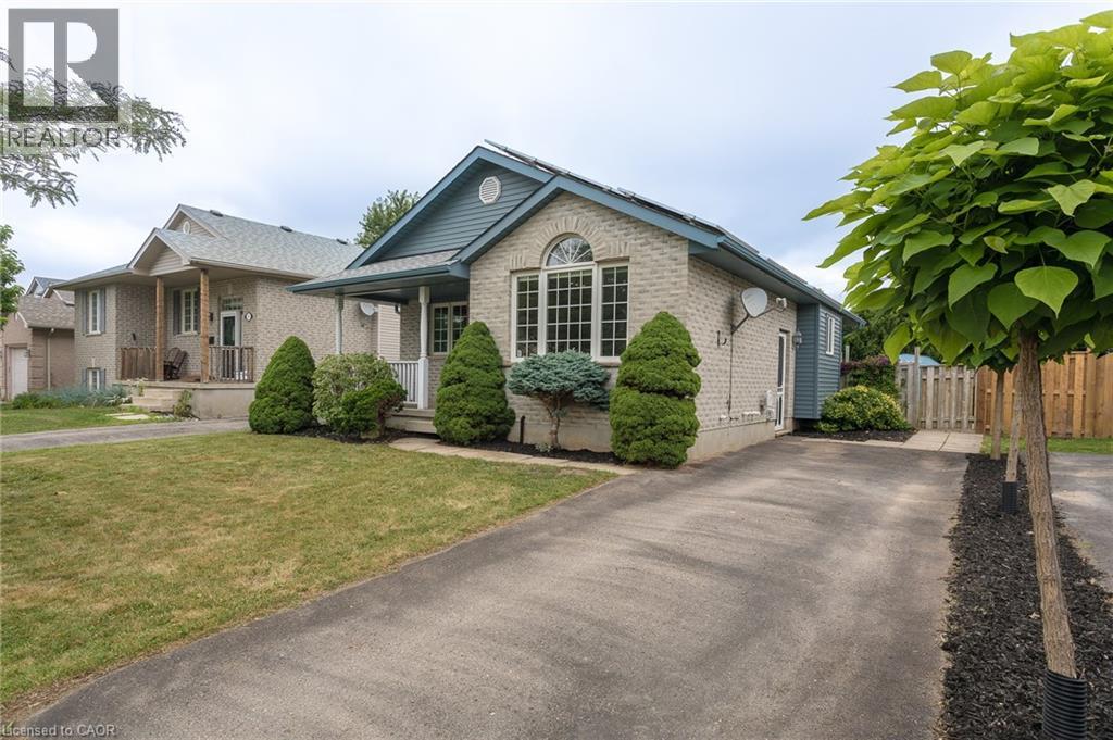 11 Goldenrod Court, St. Thomas, Ontario  N5P 4M7 - Photo 2 - 40742689