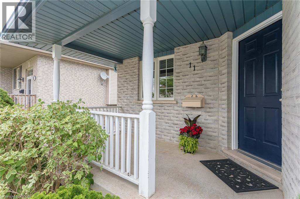11 Goldenrod Court, St. Thomas, Ontario  N5P 4M7 - Photo 4 - 40742689
