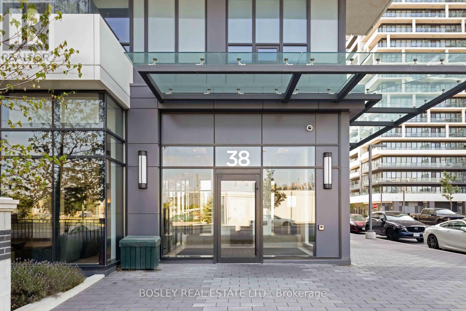 1018 - 38 Water Walk Drive, Markham, Ontario  L3R 6M8 - Photo 29 - N12368975