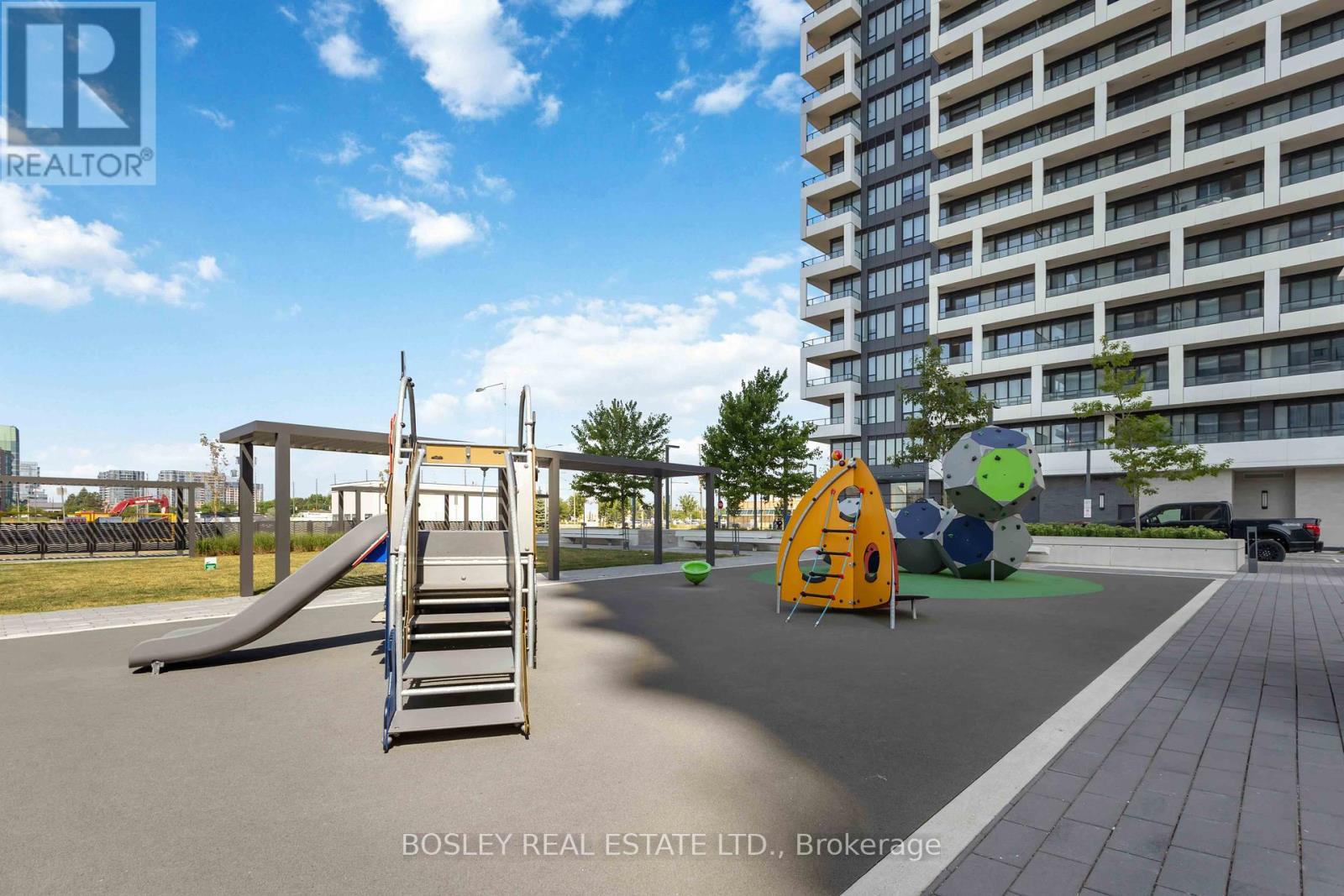 1018 - 38 Water Walk Drive, Markham, Ontario  L3R 6M8 - Photo 37 - N12368975