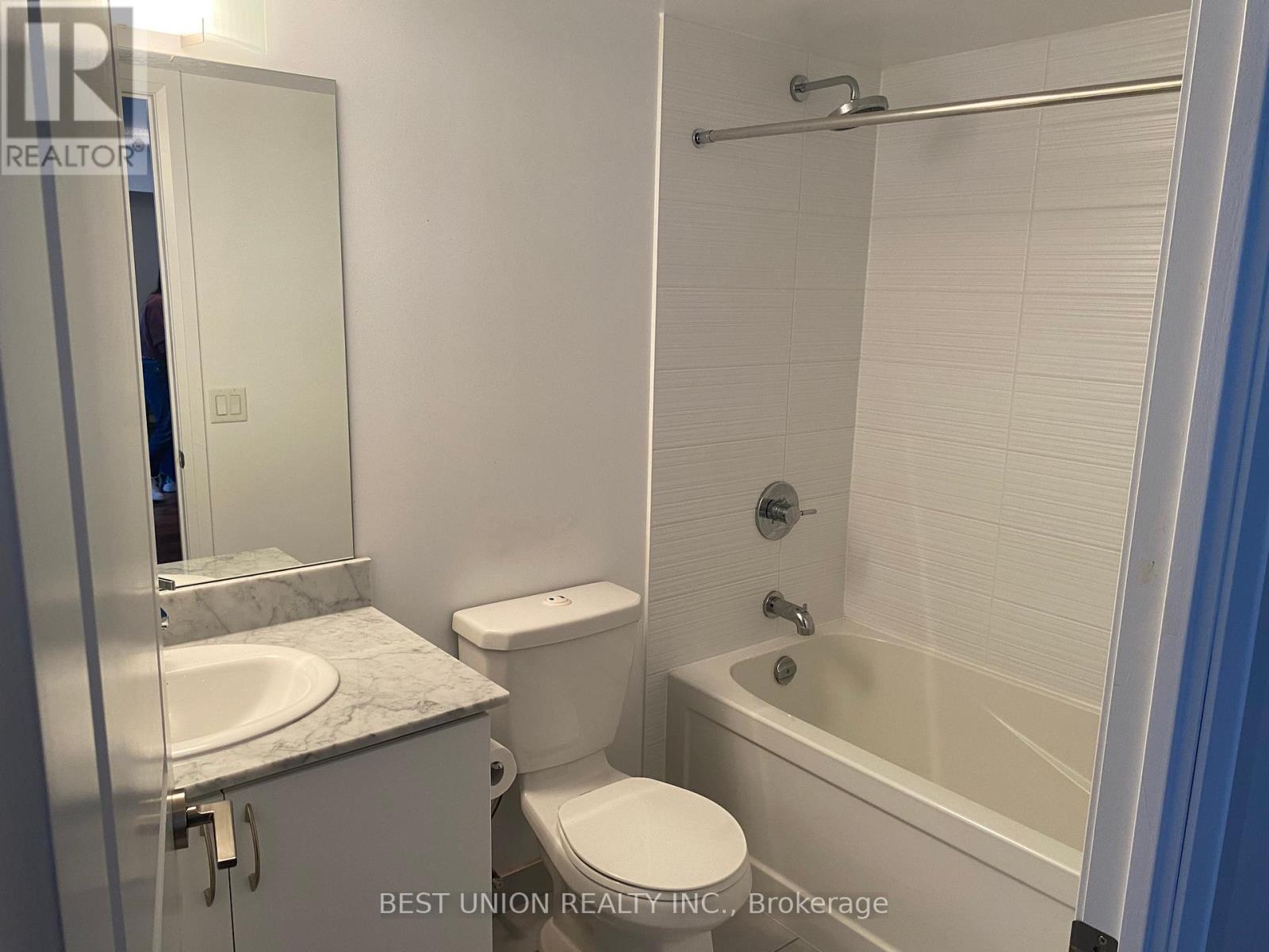 523 - 370 Highway 7 Avenue E, Richmond Hill, Ontario  L4B 1A7 - Photo 10 - N12369059