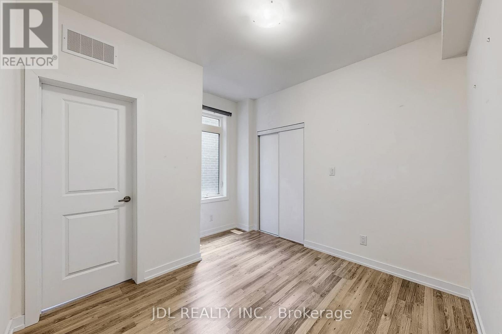 112 - 370 D Red Maple Road, Richmond Hill, Ontario  L4C 5T4 - Photo 22 - N12369062