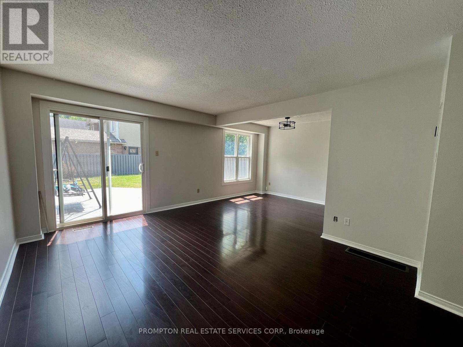 Property at 39 FROST DRIVE image 2