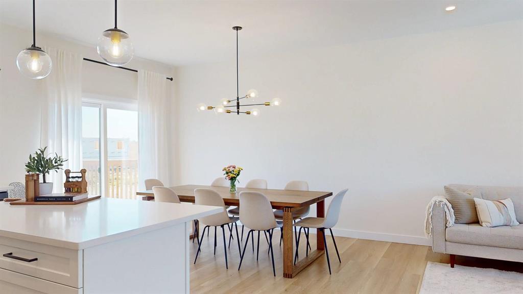 107 Parkside Crescent, Mitchell, Manitoba  R5G 2X3 - Photo 9 - 202521648