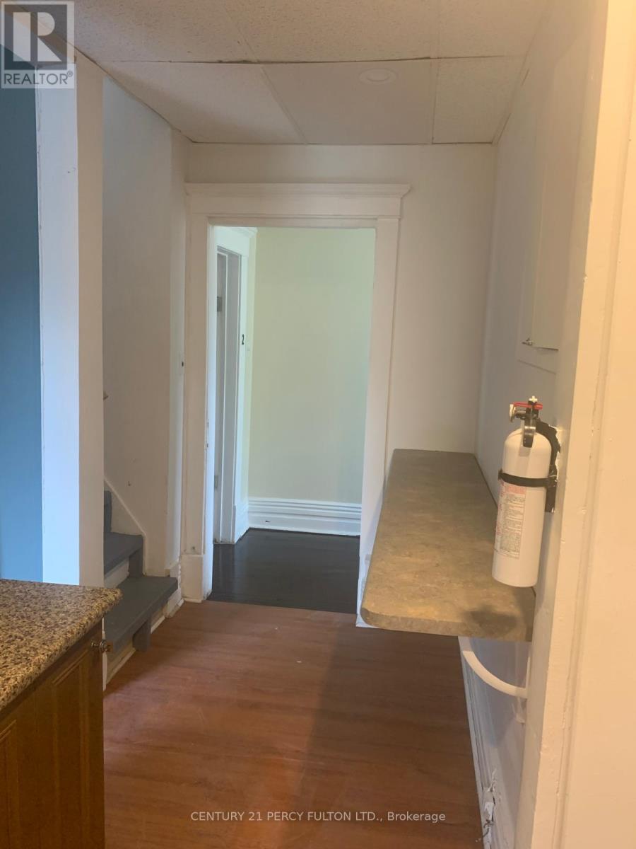 541 Aylmer Street N, Peterborough Central, Ontario  K9H 3W6 - Photo 14 - X12248721