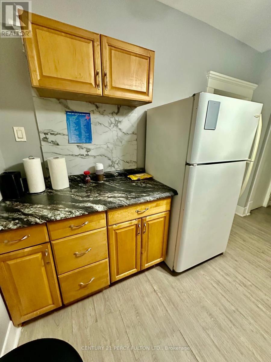 541 Aylmer Street N, Peterborough Central, Ontario  K9H 3W6 - Photo 46 - X12248721