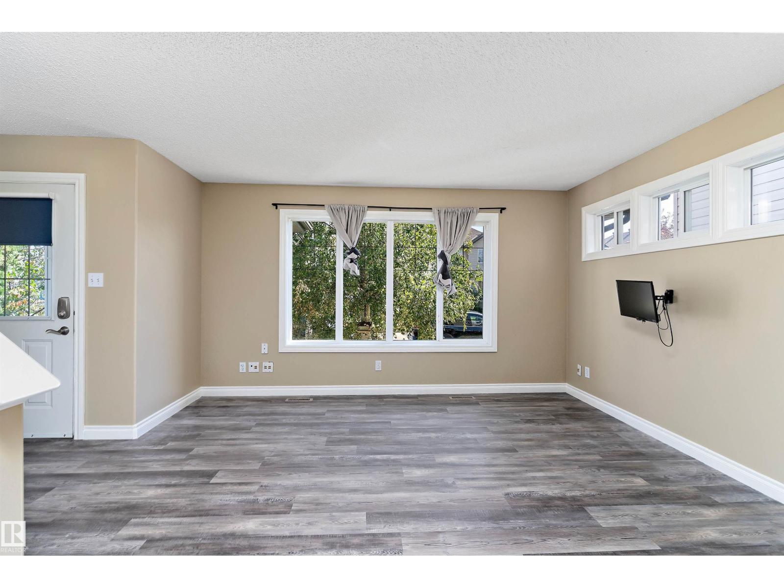 Property at 628 88 ST SW image 5