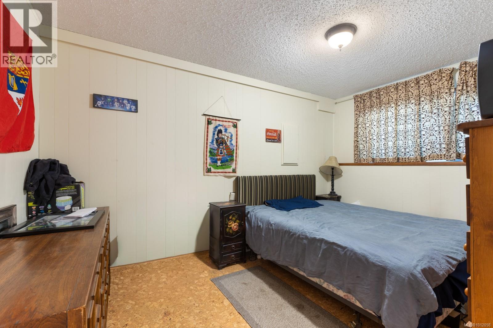 220 Urquhart Ave, Courtenay, British Columbia  V9N 3K1 - Photo 37 - 1012058