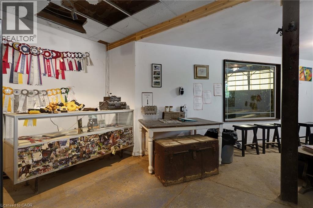 1374 5th Concession Road West, Flamborough, Ontario  L0R 2H2 - Photo 34 - 40764341