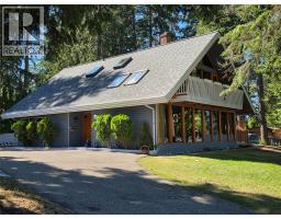 2530 4 Avenue NE, salmon arm, British Columbia