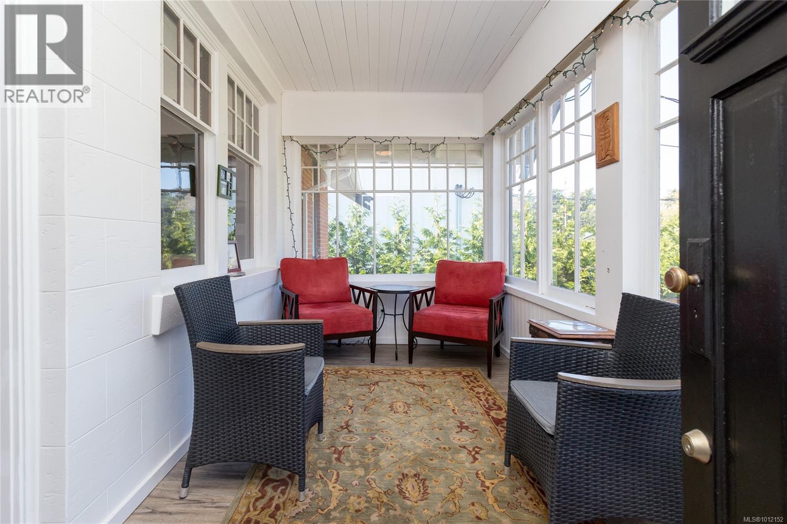 Property at 1555 Ash Rd image 5
