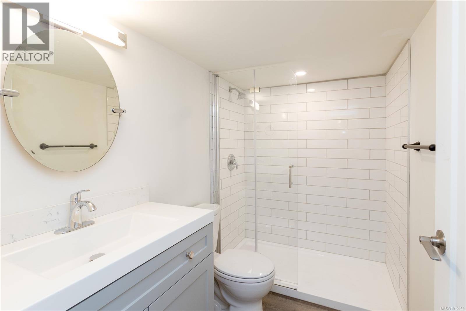 1555 Ash Rd, Saanich, British Columbia  V8N 2S9 - Photo 30 - 1012152