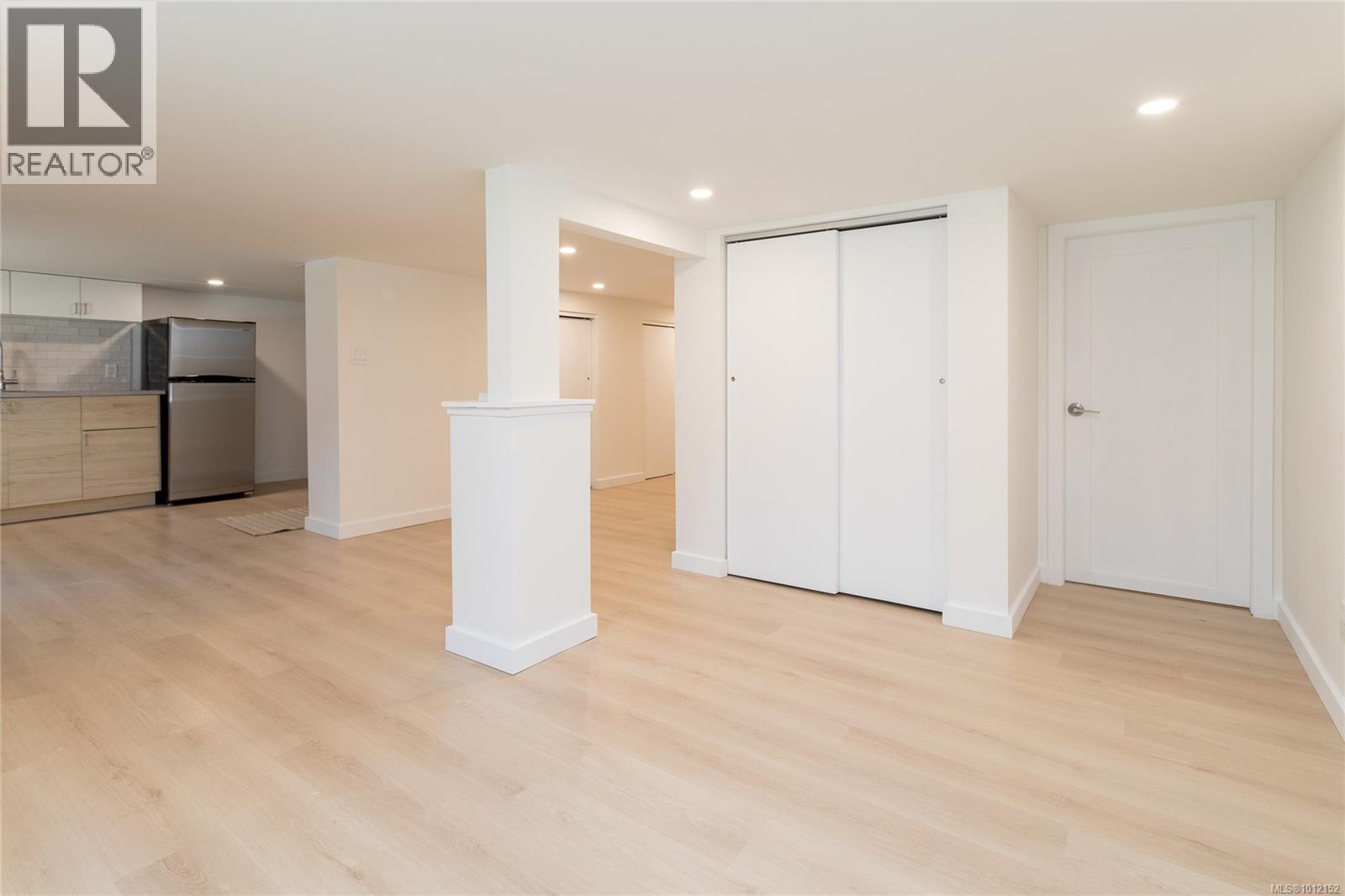 1555 Ash Rd, Saanich, British Columbia  V8N 2S9 - Photo 27 - 1012152