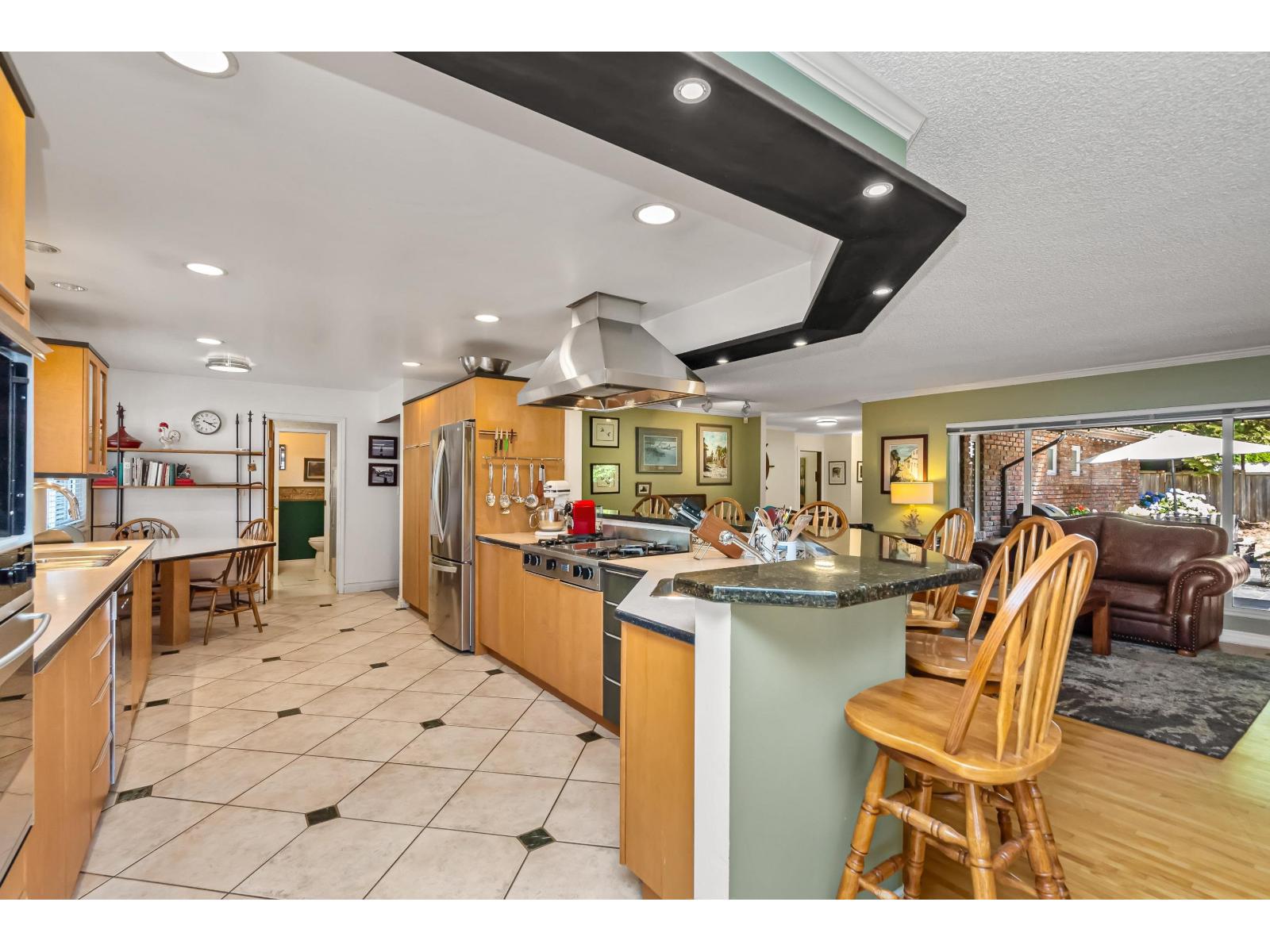 13937 35a Avenue, Surrey, British Columbia  V4P 1L2 - Photo 12 - R3031647