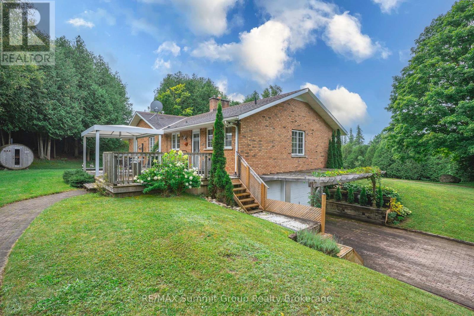 189 Stone Hill Road, West Grey, Ontario N0G 1R0 - Photo 1 - X12369125