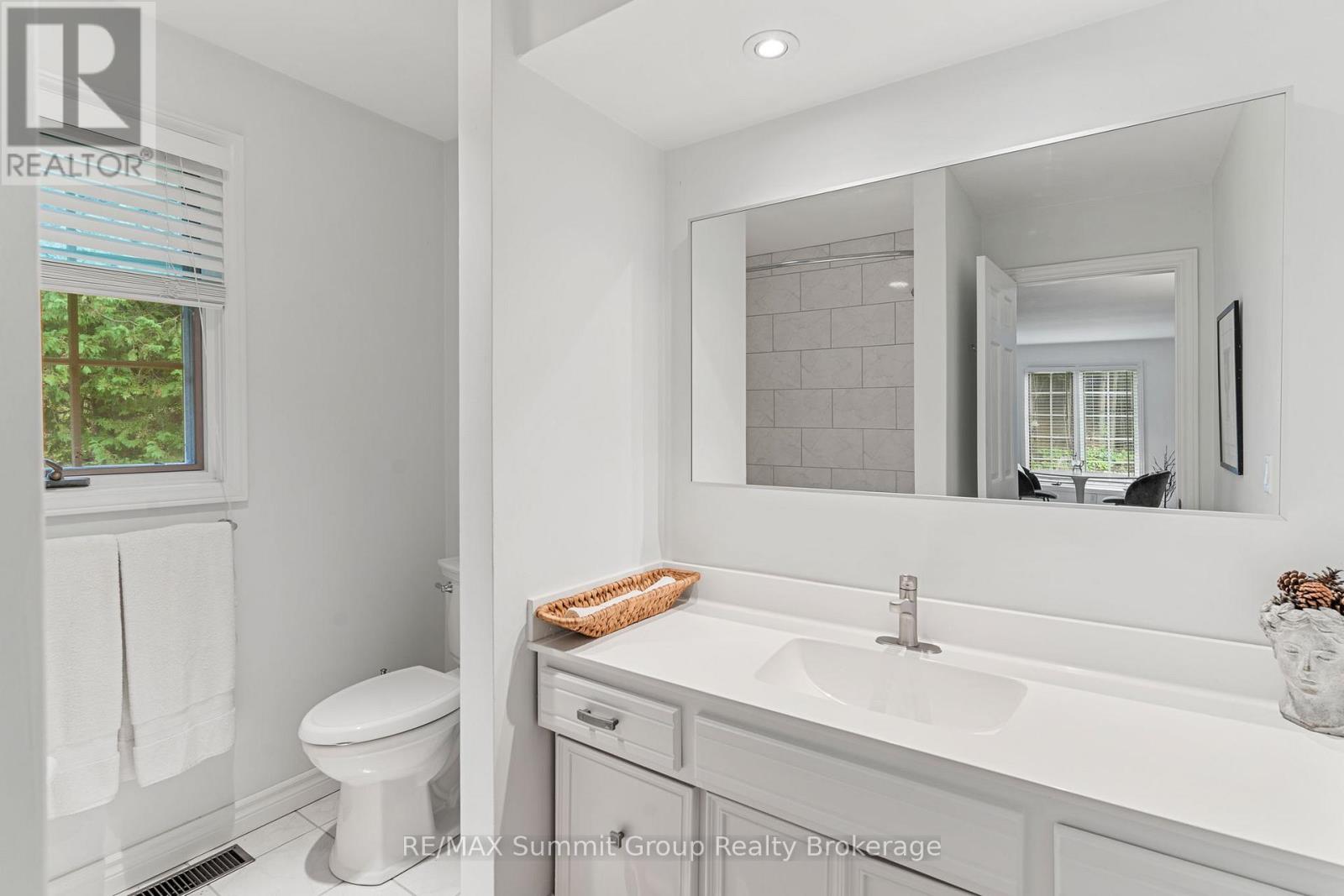 189 Stone Hill Road, West Grey, Ontario N0G 1R0 - Photo 14 - X12369125