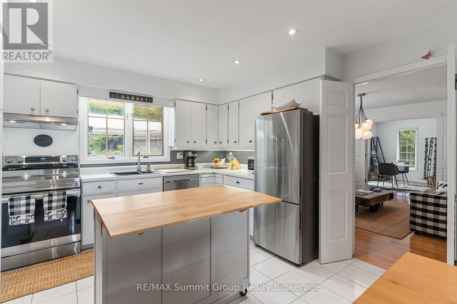 189 Stone Hill Road, West Grey, Ontario N0G 1R0 - Photo 6 - X12369125