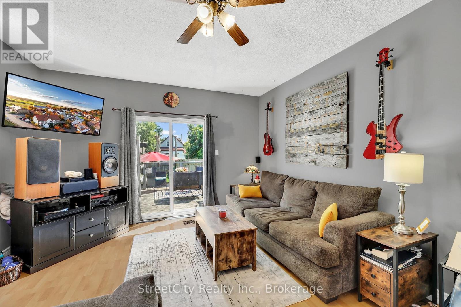265 Front Street, Stratford, Ontario  N5A 4J1 - Photo 4 - X12369206