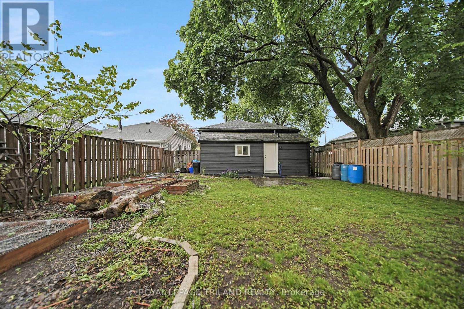 789 Little Hill Street, London East, Ontario  N5Z 1N1 - Photo 27 - X12369178