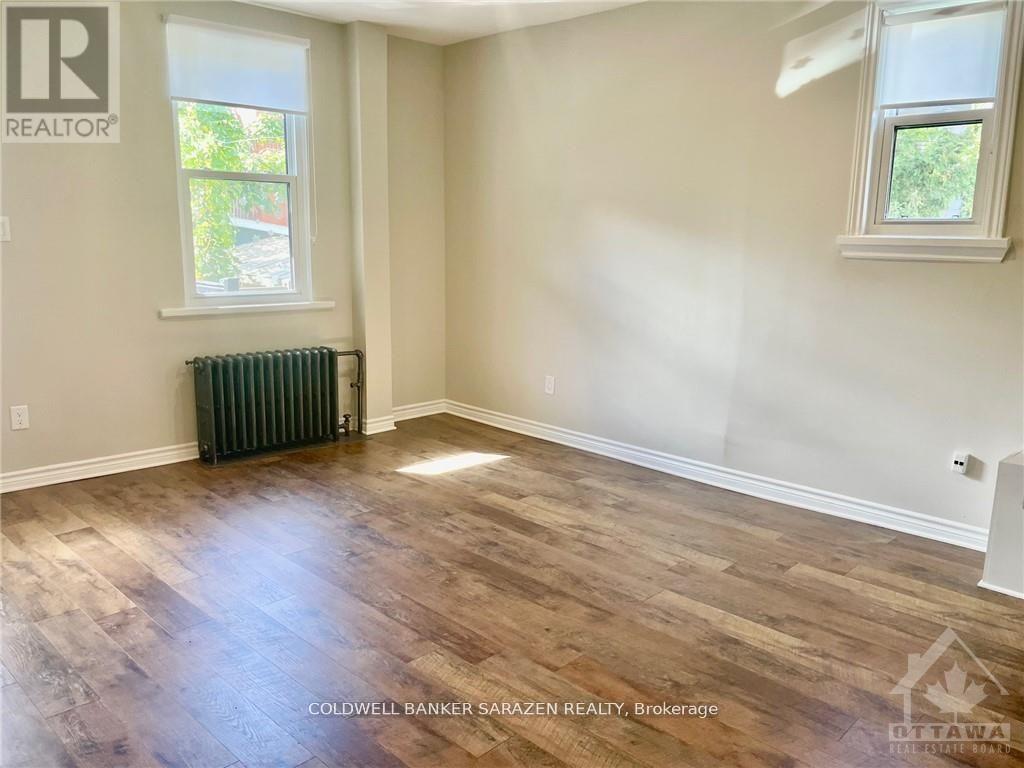 2 - 58 Parent Avenue, Ottawa, Ontario  K1N 7A8 - Photo 2 - X12369157