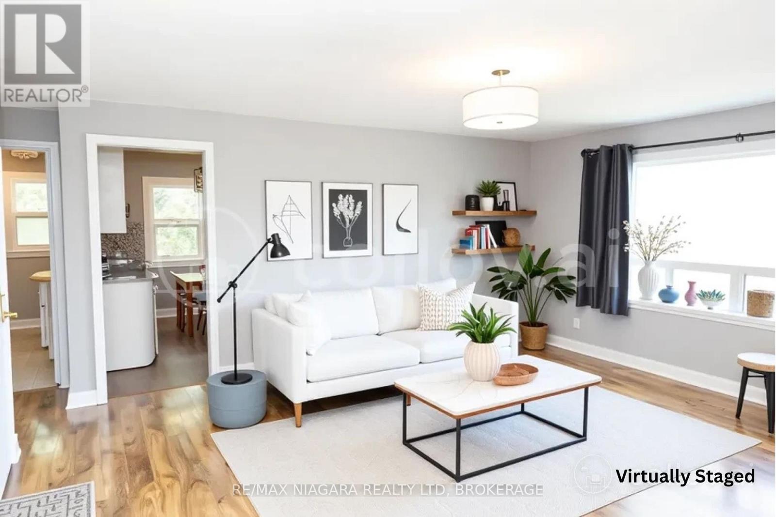 544 Ontario Street, St. Catharines (Lakeport), Ontario  L2N 6J7 - Photo 2 - X12369150