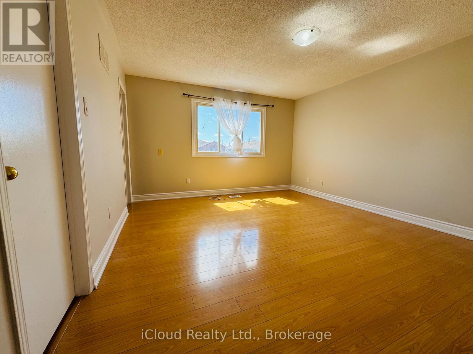 6 Dutch Crescent, Brampton, Ontario  L6Y 3V9 - Photo 23 - W12369082