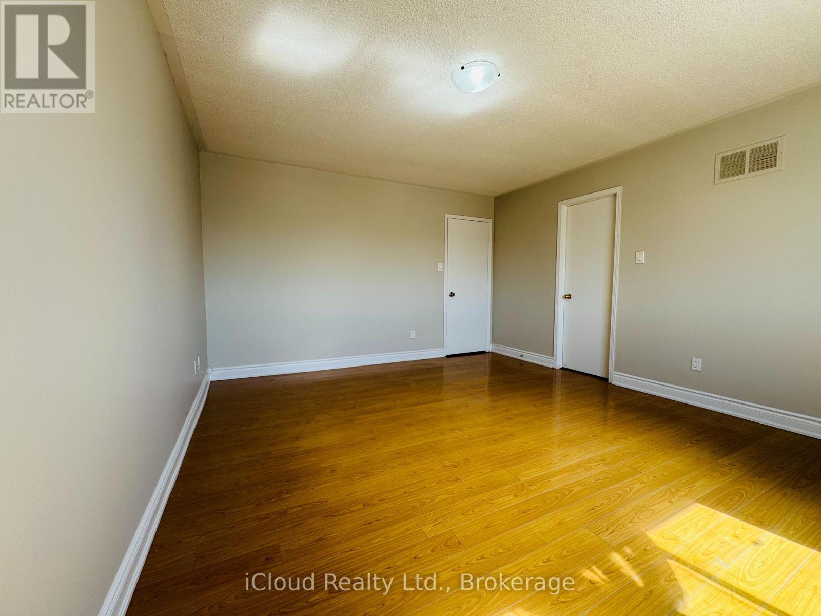 6 Dutch Crescent, Brampton, Ontario  L6Y 3V9 - Photo 25 - W12369082