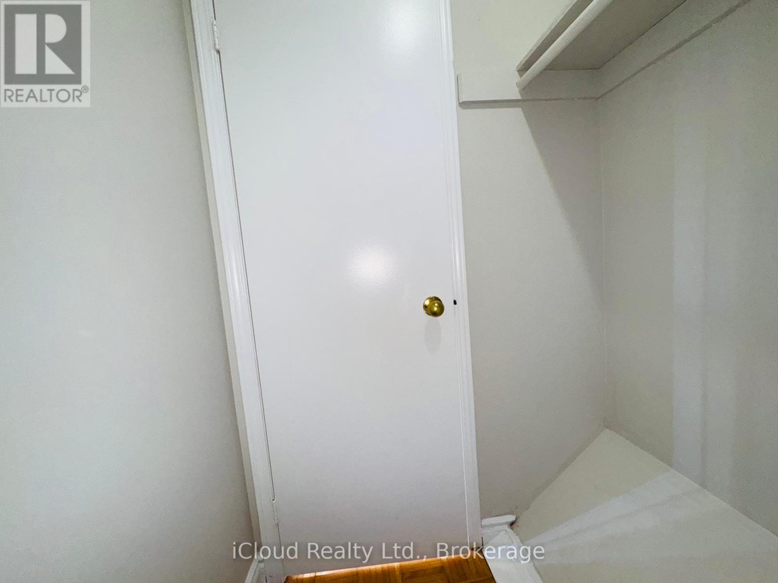6 Dutch Crescent, Brampton, Ontario  L6Y 3V9 - Photo 30 - W12369082