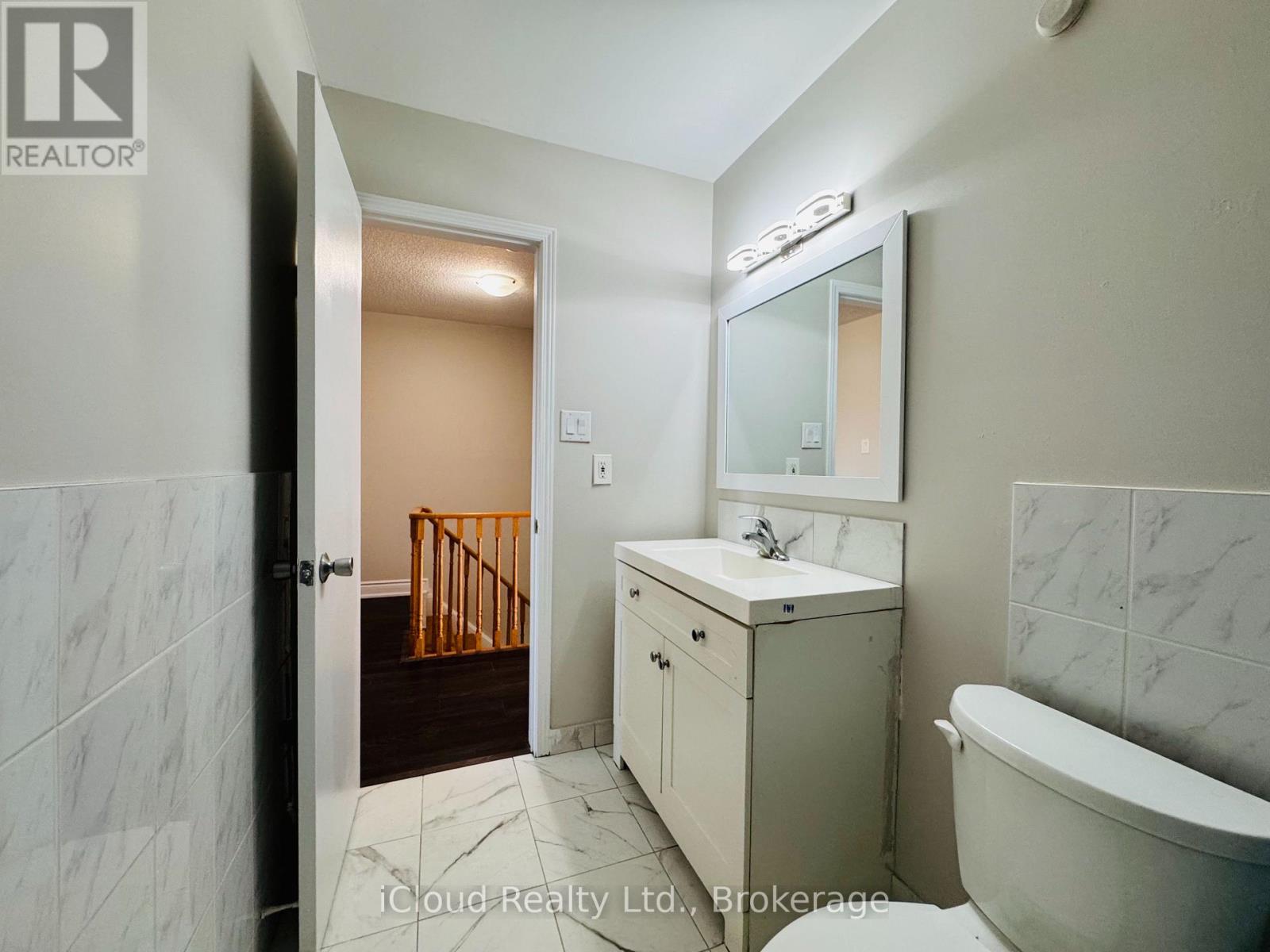 6 Dutch Crescent, Brampton, Ontario  L6Y 3V9 - Photo 32 - W12369082