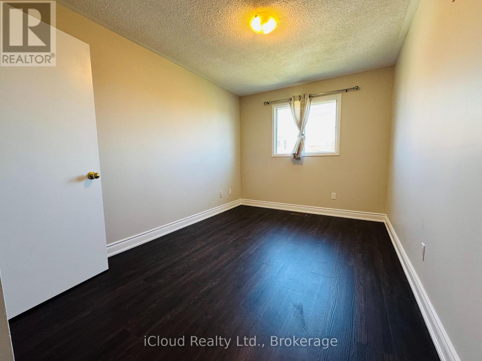 6 Dutch Crescent, Brampton, Ontario  L6Y 3V9 - Photo 33 - W12369082