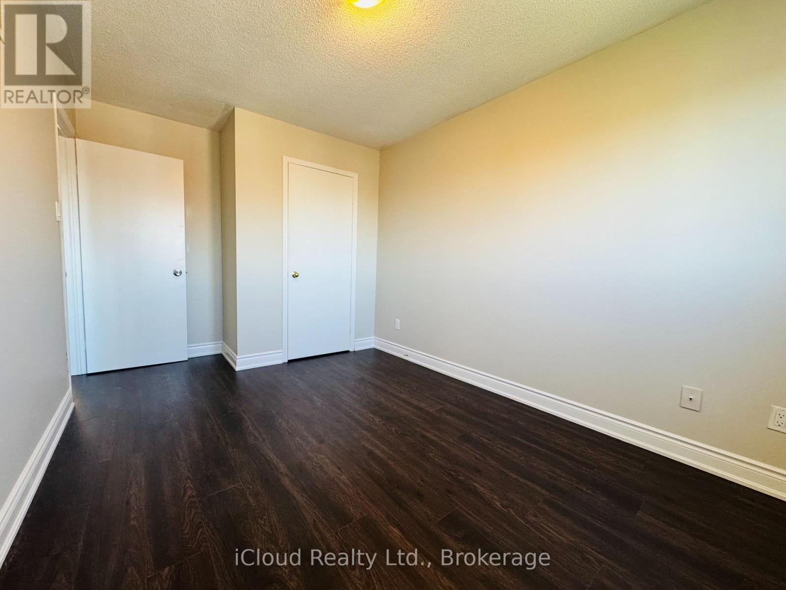 6 Dutch Crescent, Brampton, Ontario  L6Y 3V9 - Photo 34 - W12369082