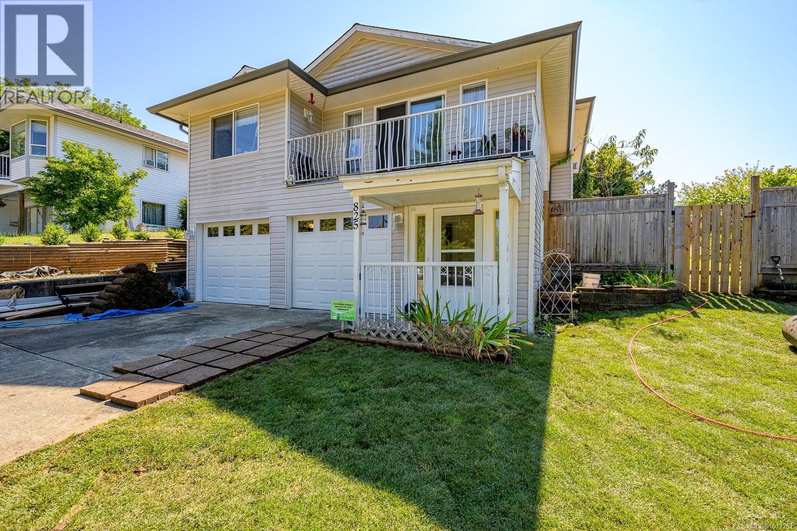 825 Pinecrest Rd, Campbell River, British Columbia