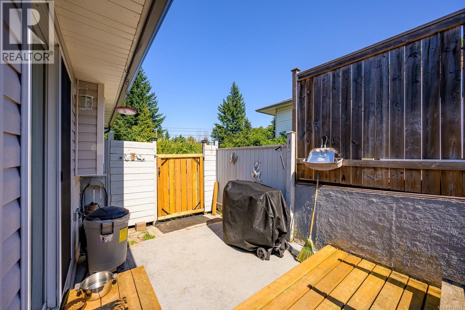 825 Pinecrest Rd, Campbell River, British Columbia  V9W 7N2 - Photo 30 - 1012261