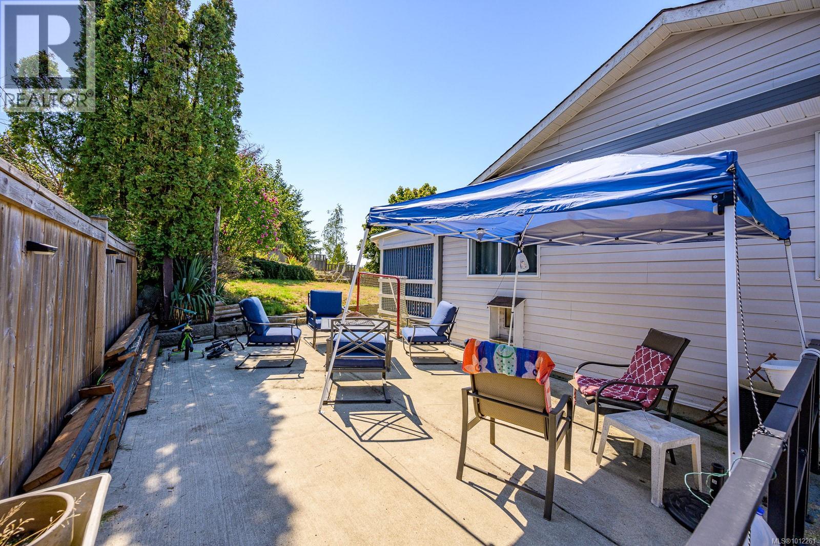 825 Pinecrest Rd, Campbell River, British Columbia  V9W 7N2 - Photo 33 - 1012261