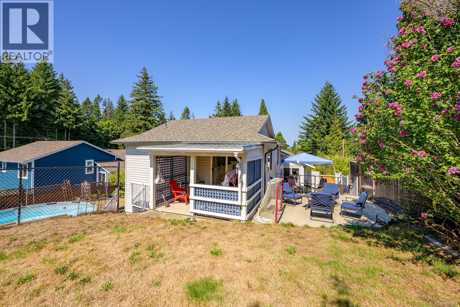 825 Pinecrest Rd, Campbell River, British Columbia  V9W 7N2 - Photo 39 - 1012261