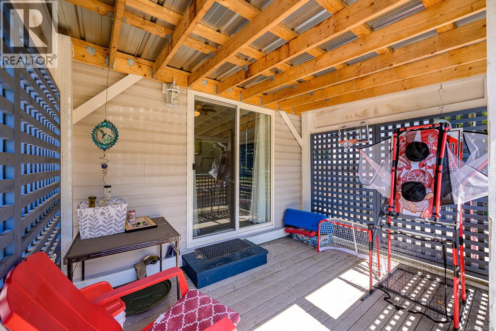 825 Pinecrest Rd, Campbell River, British Columbia  V9W 7N2 - Photo 44 - 1012261